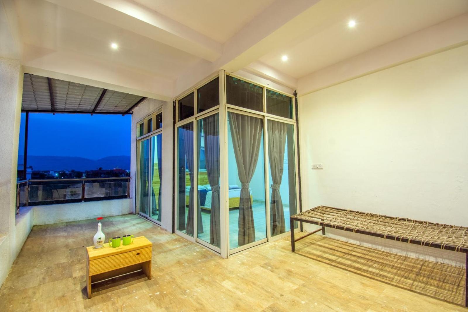 לונבלה Empyrean Stay Ll 6Bhk Ll Royal Bramha Palace Ll Pvt Pool Ll מראה חיצוני תמונה